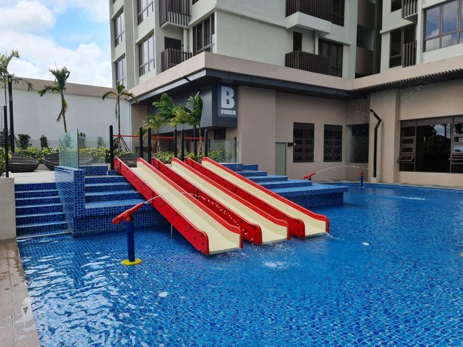 Luxury Bali Homestay Malacca Екстер'єр фото